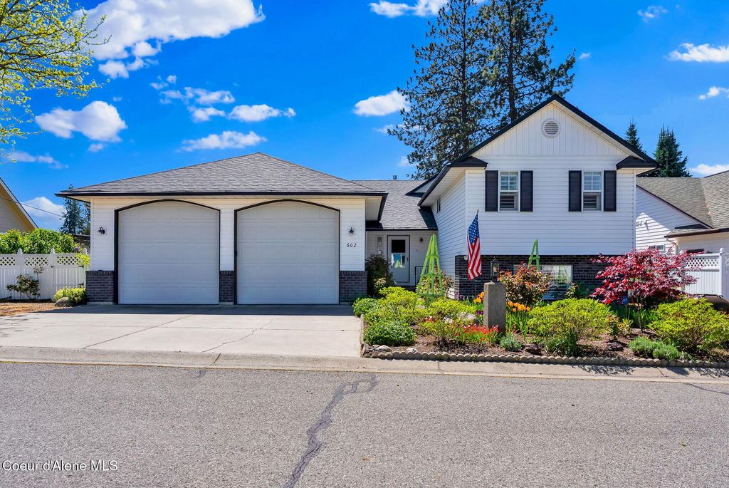 Photo of 602 Kokanee Dr, Post Falls, ID 83854 (MLS # 26-4633)