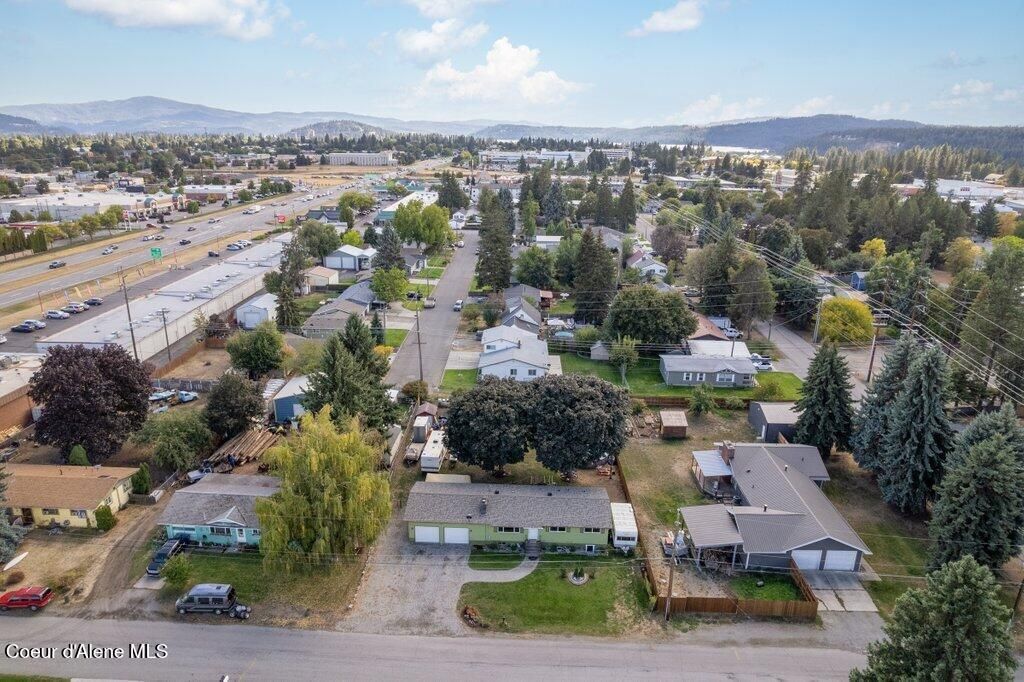 Photo of 528 CHERRY Ln, Coeur dAlene, ID 83815 (MLS # 25-9970)