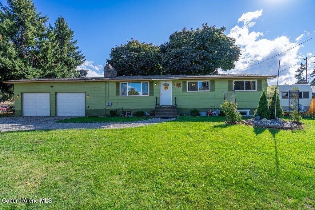 Photo of 528 CHERRY Ln, Coeur dAlene, ID 83815 (MLS # 25-9970)