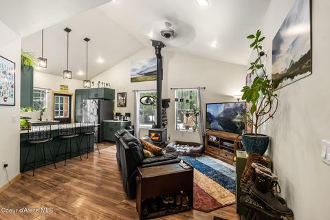 Photo of 870 Samuels Rd, Sandpoint, ID 83864 (MLS # 26-1146)