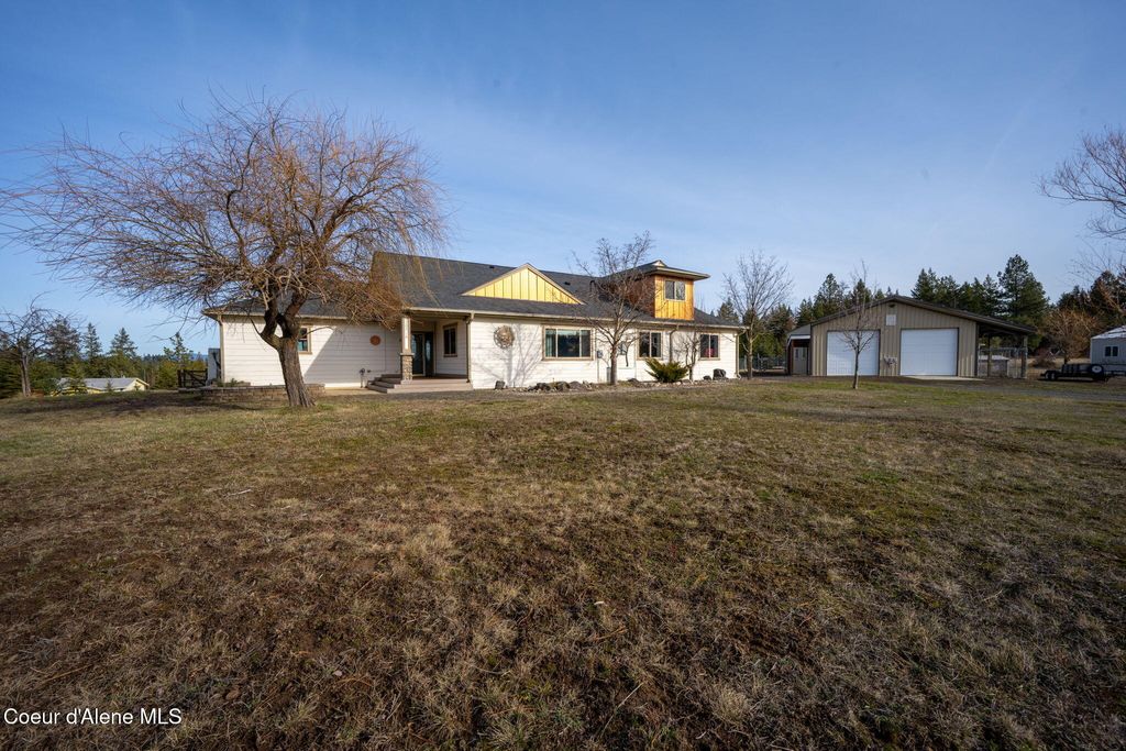 Photo of 30716 Sunray Trl, Worley, ID 83876 (MLS # 26-815)