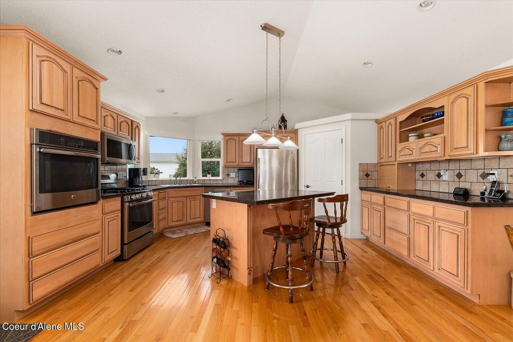 Photo of 2145 Grange Ave, Post Falls, ID 83854 (MLS # 25-7695)