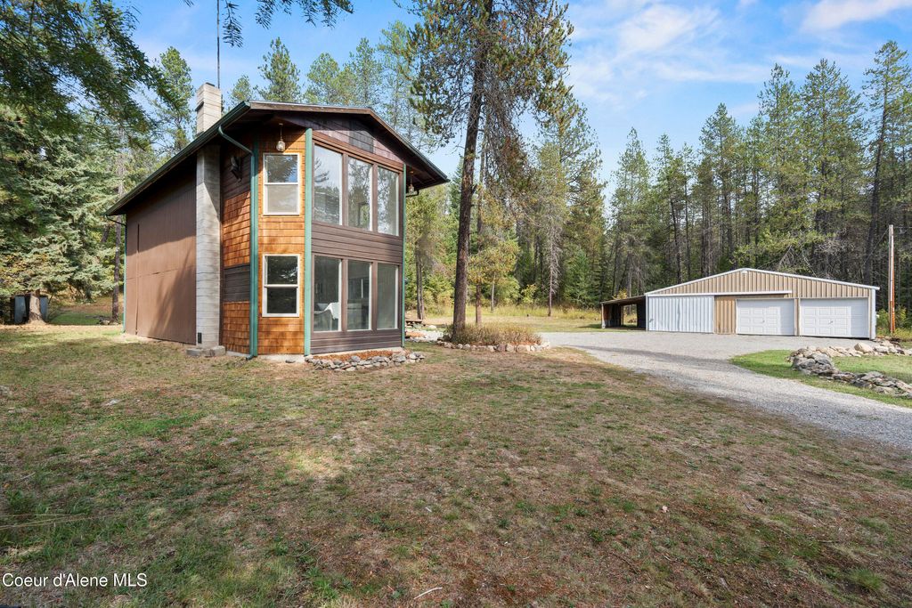 Photo of 17561 PERIMETER Rd, Athol, ID 83801 (MLS # 25-10014)