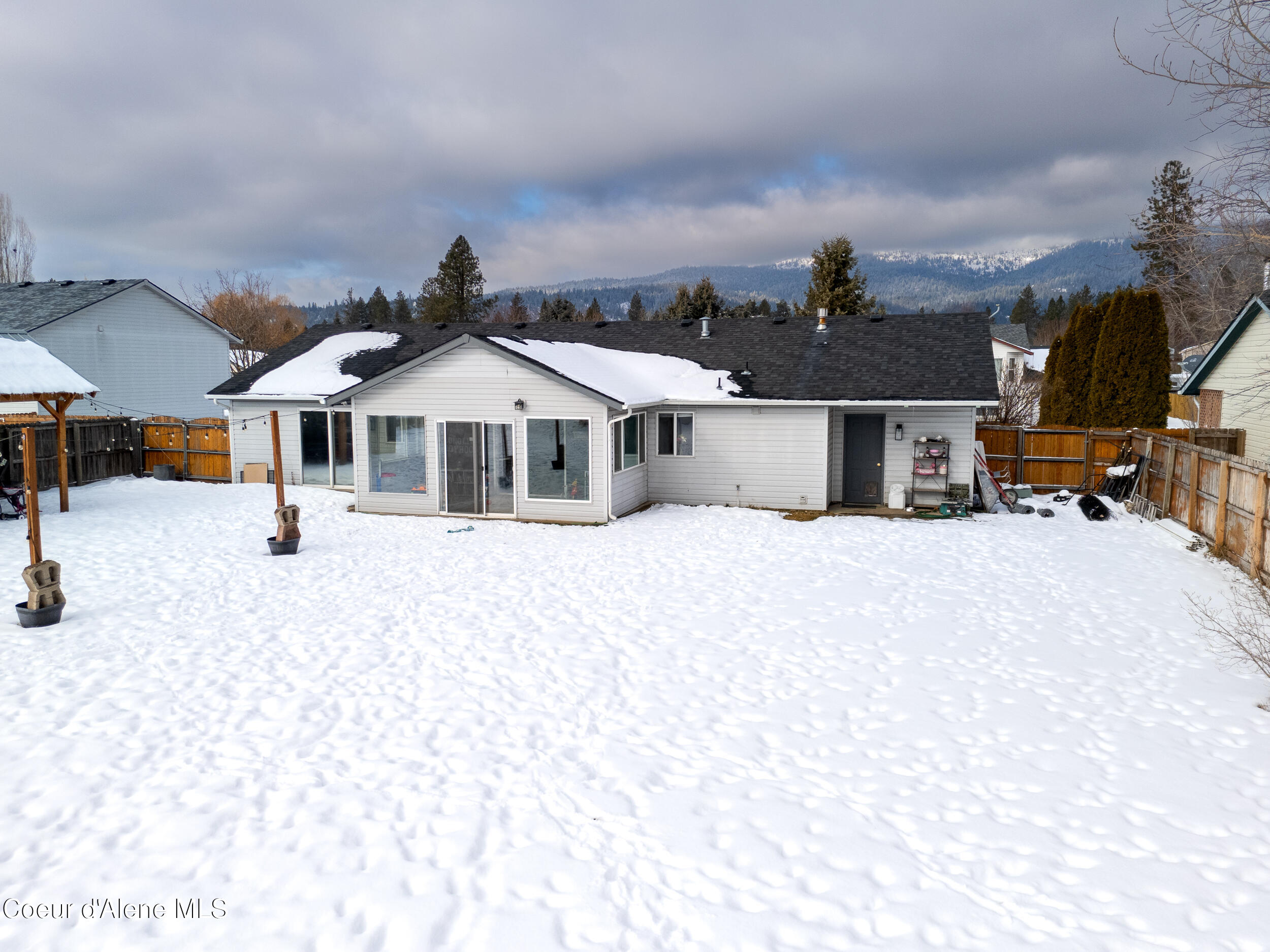 6586 W Santa Fe St, Rathdrum, Idaho image 32