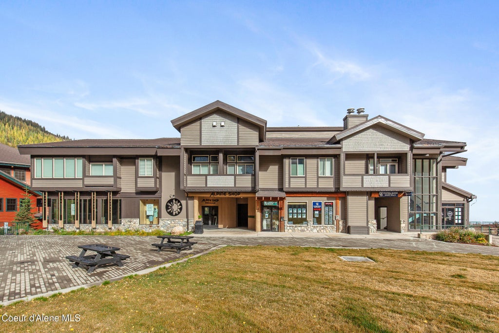 Photo of 166 Village LN # 307, Sandpoint, ID 83864 (MLS # 26-10135)