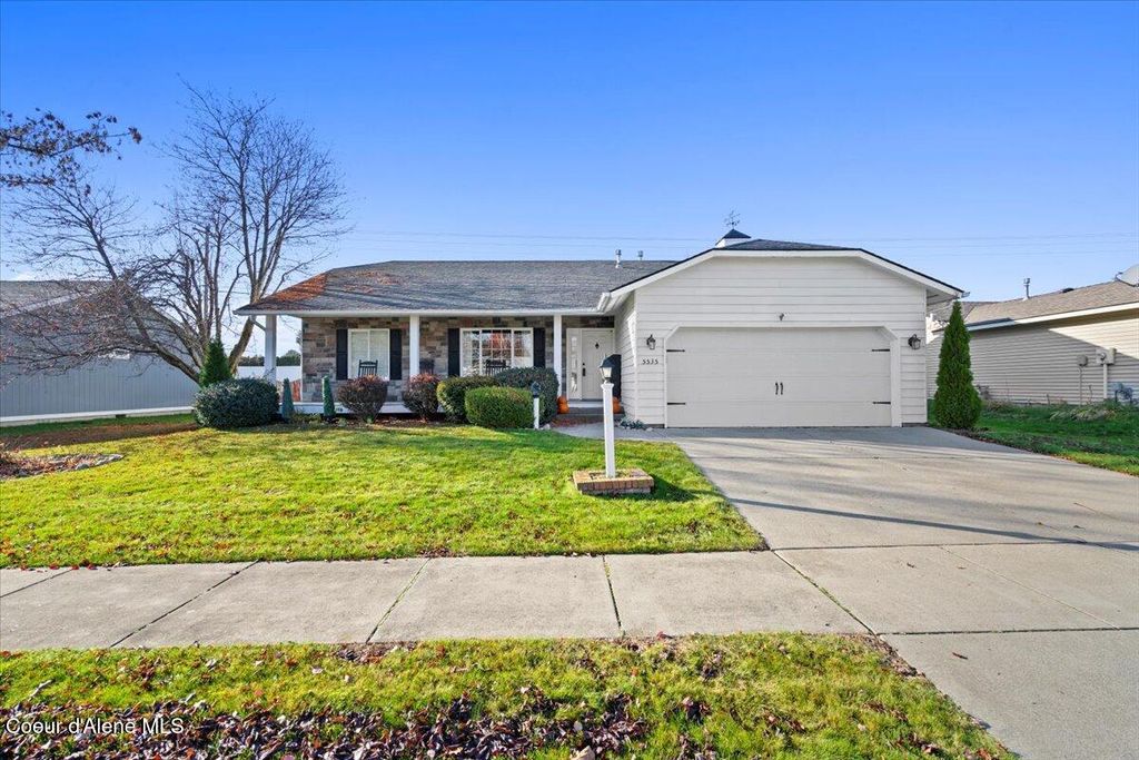 Photo of 5535 PACIFIC Ave, Coeur dAlene, ID 83815 (MLS # 25-11157)