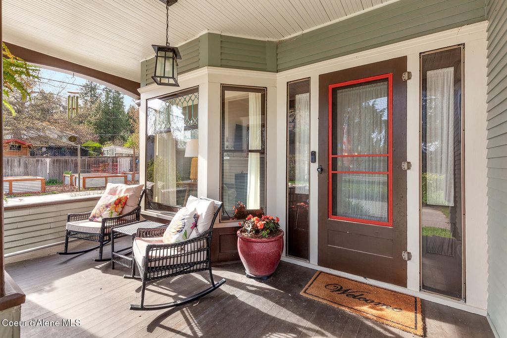 Photo of 1040 23rd St, Coeur dAlene, ID 83814 (MLS # 26-4353)