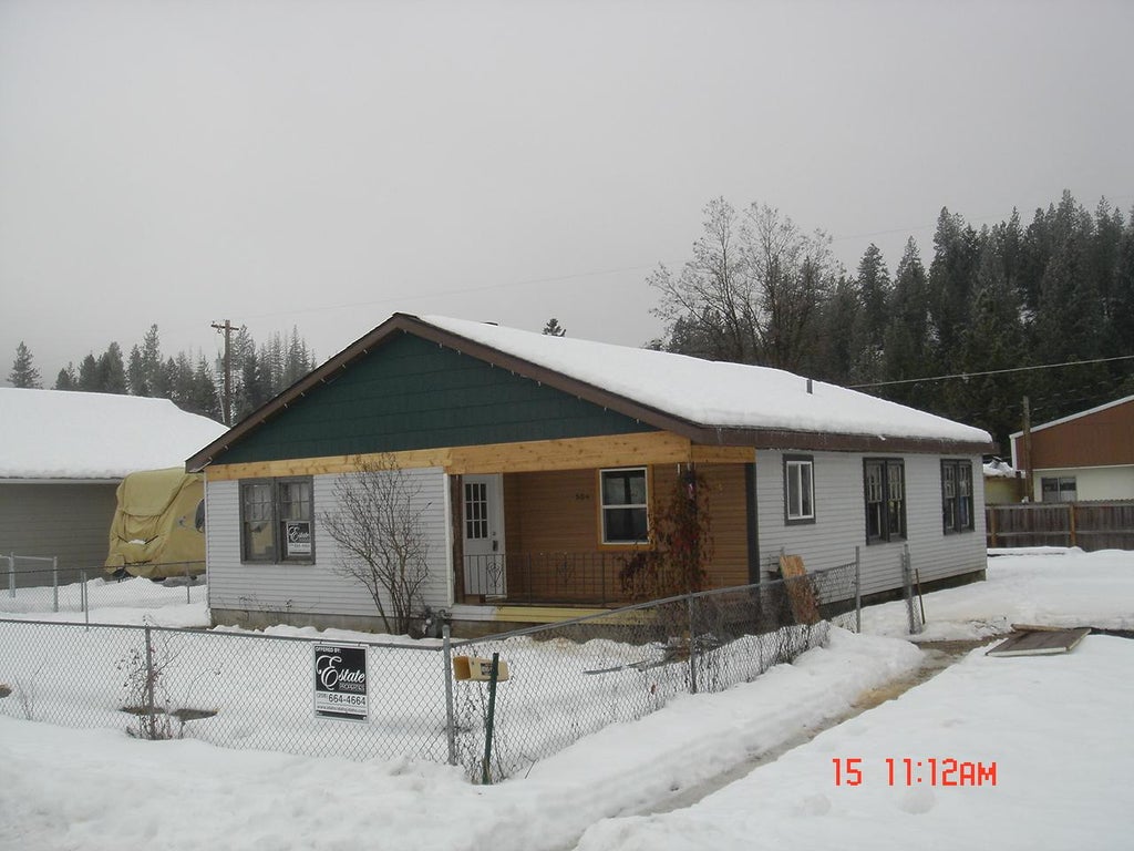 Photo of 504 5th ST, Pinehurst, ID 83850 (MLS # 26-9410)