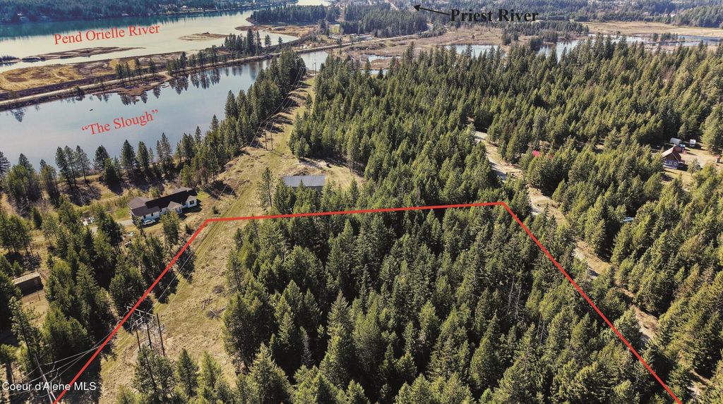 Photo of 127 Lions Rd, Priest River, ID 83856 (MLS # 26-3398)
