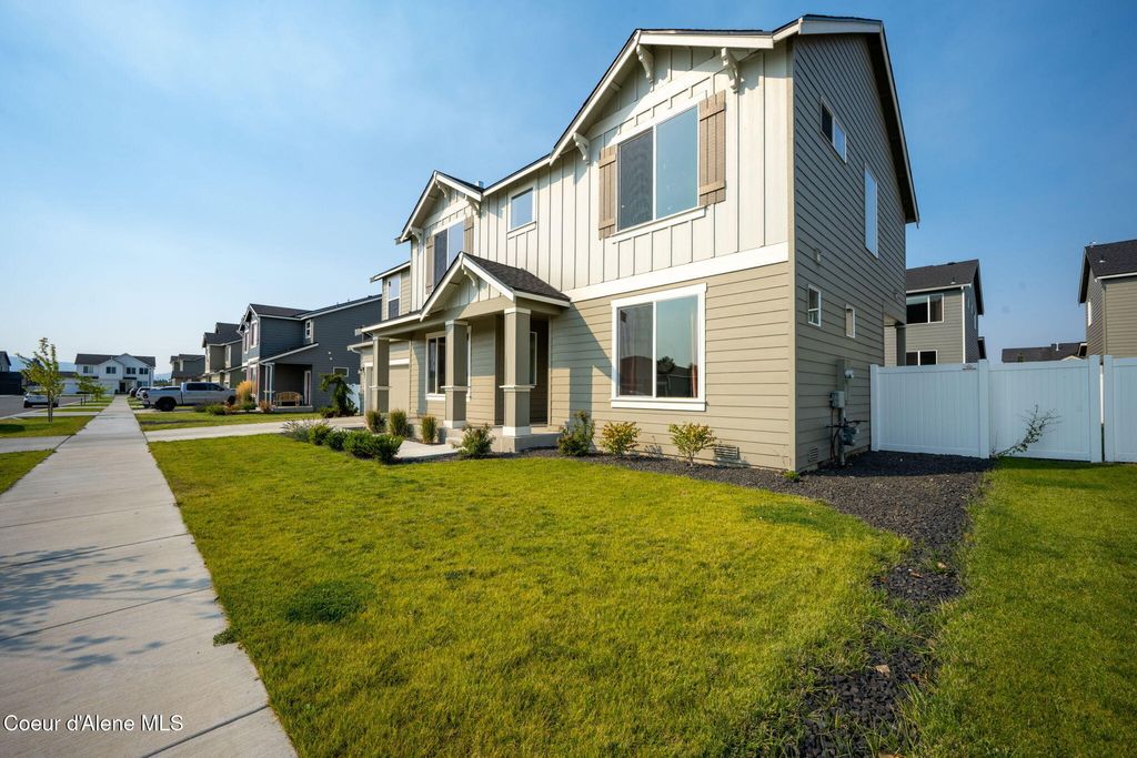 Photo of 3145 Allison St, Post Falls, ID 83854 (MLS # 25-9986)