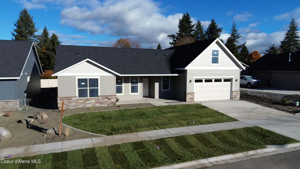 Photo of 4477 Davin Dr, Post Falls, ID 83854 (MLS # 25-11331)