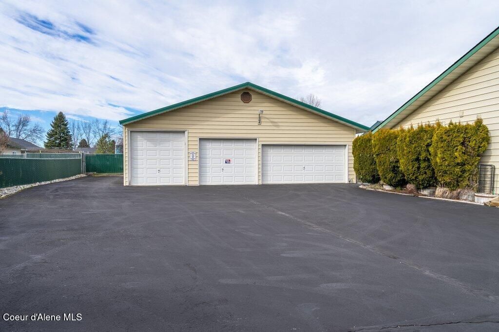 Photo of 5687 15th, Dalton Gardens, ID 83815 (MLS # 26-1702)