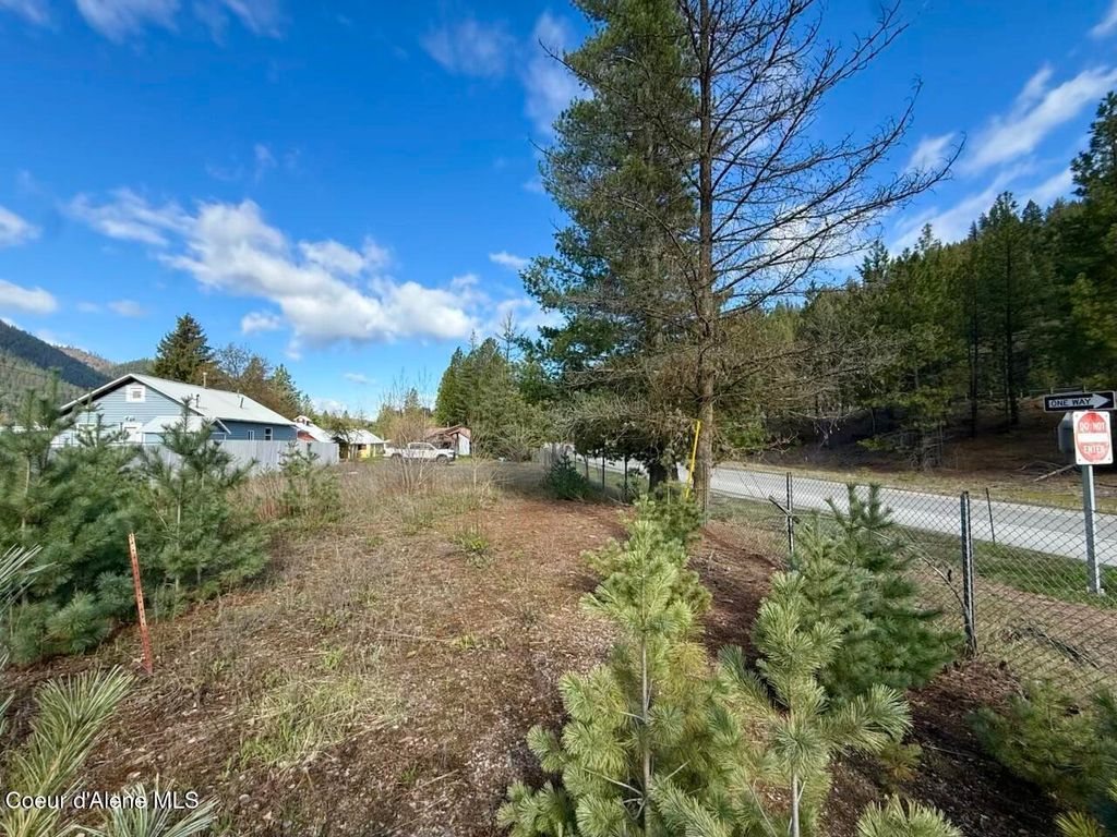 Photo of 310 Third, Osburn, ID 83849 (MLS # 26-4100)