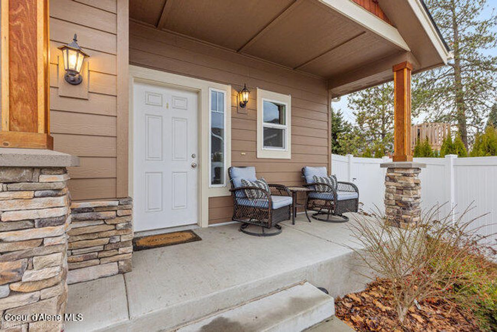 Photo of 2489 Side Saddle Ln, Post Falls, ID 83854 (MLS # 25-11584)