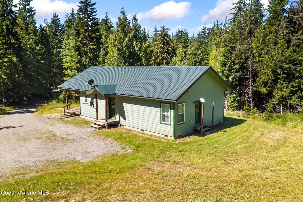Photo of 273 Flume Creek Creek, Sandpoint, ID 83864 (MLS # 26-7376)