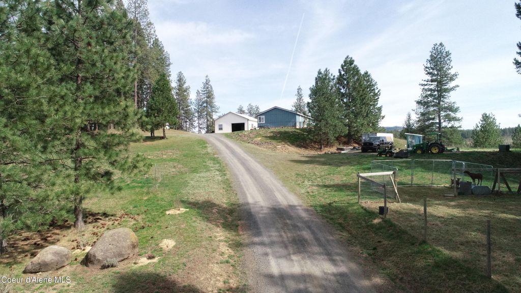 Photo of 1605 Canyon Ridge Ridge, Plummer, ID 83851 (MLS # 26-3393)