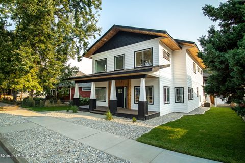 Photo of 816 & 818 Young AVE, Coeur dAlene, ID 83814 (MLS # 26-4809)