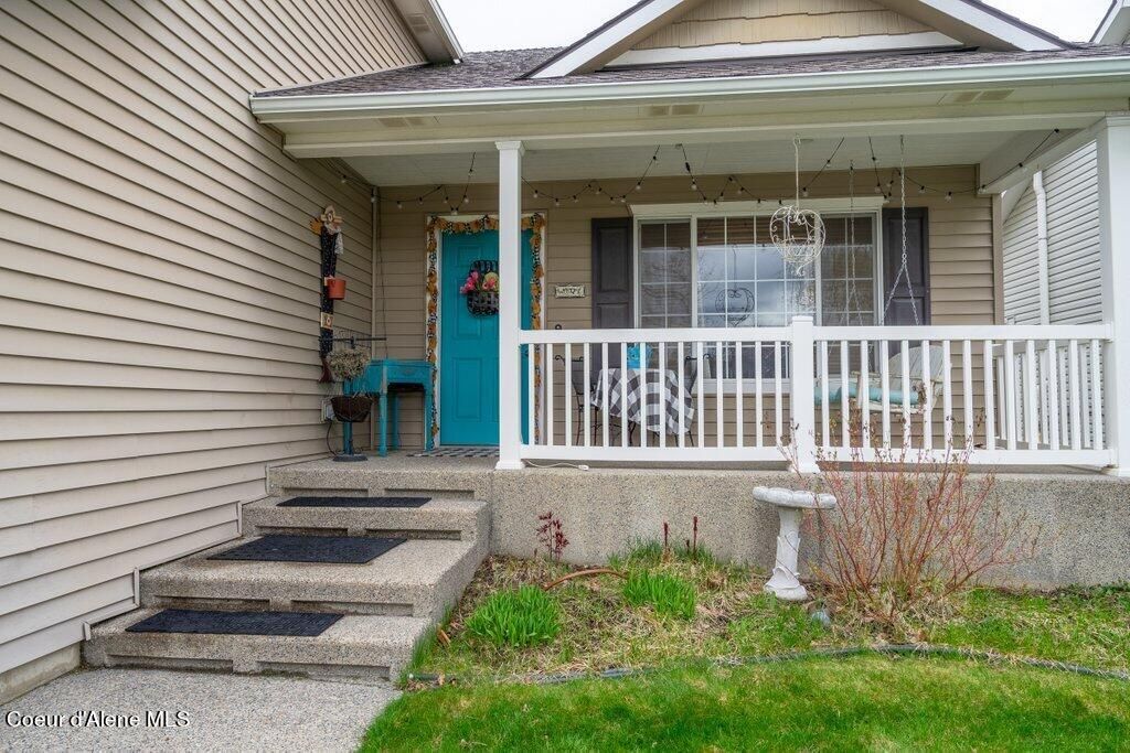 Photo of 2689 Loire Dr, Coeur dAlene, ID 83815 (MLS # 26-5687)
