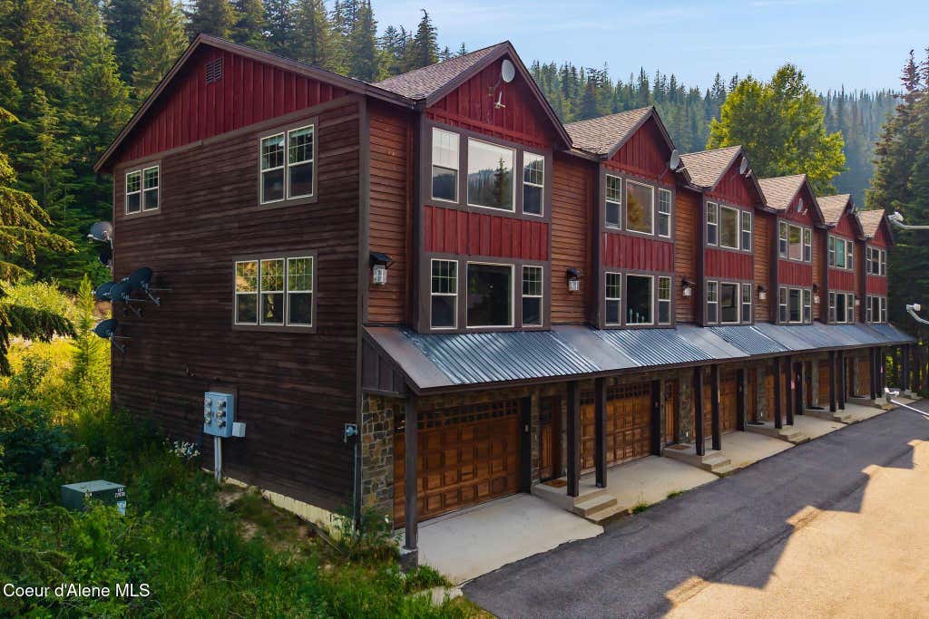 Photo of 80 Whiplash Cir, Sandpoint, ID 83864 (MLS # 26-8539)