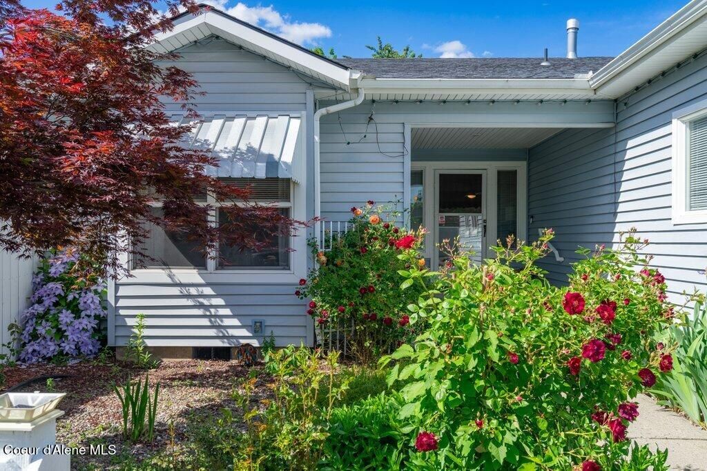 Photo of 1385 Woodlawn DR, Hayden, ID 83835 (MLS # 26-5655)