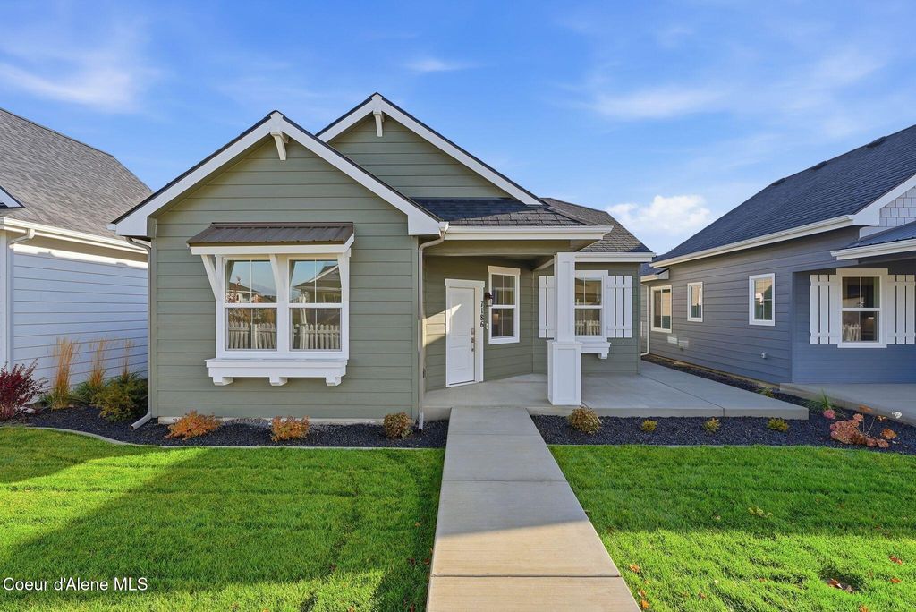 Photo of 7186 BELLAC Ln, Coeur dAlene, ID 83815 (MLS # 25-10969)