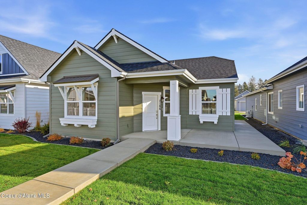 Photo of 7186 BELLAC Ln, Coeur dAlene, ID 83815 (MLS # 25-10969)