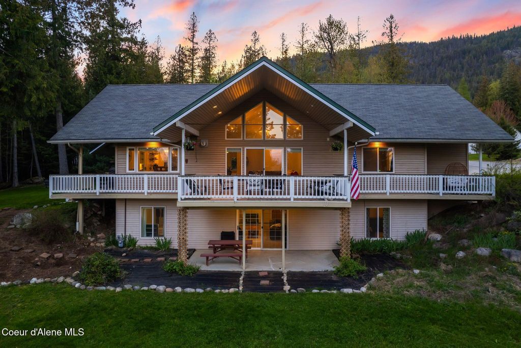 Photo of 244 Leisure Ln, Sandpoint, ID 83864 (MLS # 26-4307)