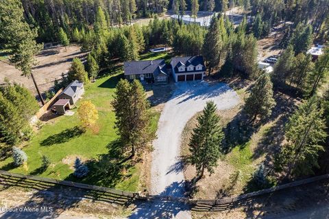 Photo of 702 Rena Rd, Oldtown, ID 83822 (MLS # 25-10267)