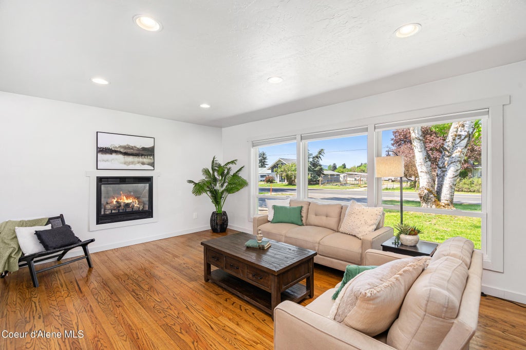 Photo of 7040 15th ST, Dalton Gardens, ID 83815 (MLS # 26-7678)