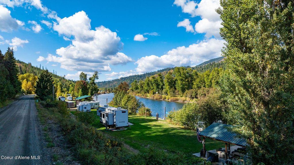 Photo of 8644 Railroad Grade, St. Maries, ID 83861 (MLS # 25-10118)