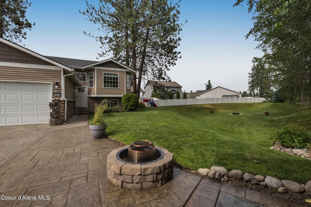 Photo of 6535 Flagstaff ST, Rathdrum, ID 83858 (MLS # 26-6657)