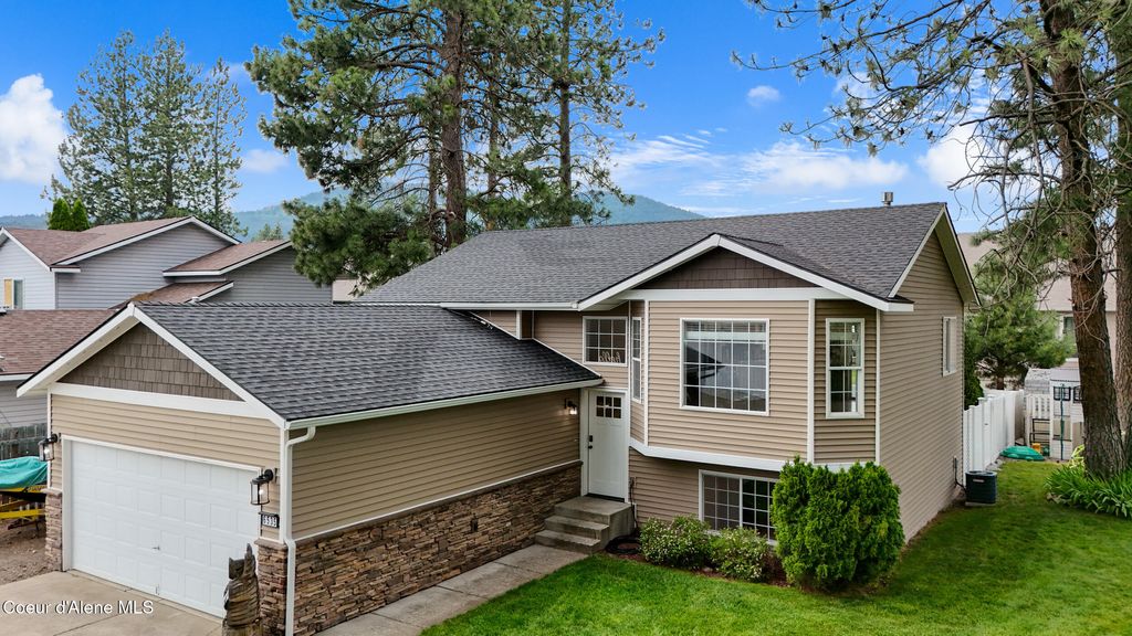 Photo of 6535 Flagstaff ST, Rathdrum, ID 83858 (MLS # 26-6657)