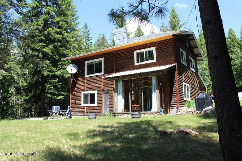 Photo of 788 Gold Cup Mountain Mountain, Priest River, ID 83856 (MLS # 26-5790)