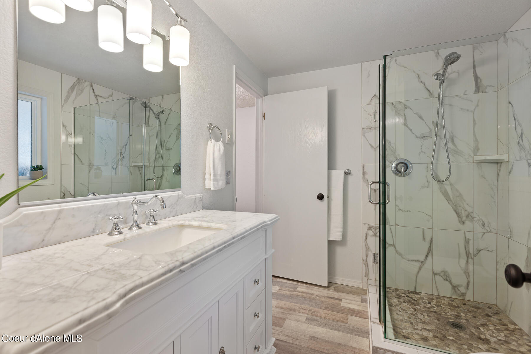 5718 E Sleepy Ln, Coeur d'Alene, Idaho image 48