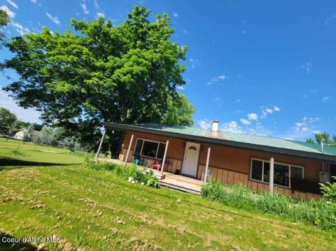 Photo of 7494 Wells St, Bonners Ferry, ID 83805 (MLS # 25-10869)