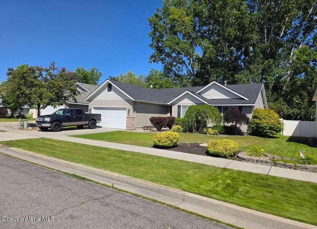 Photo of 2770 Slice Dr, Post Falls, ID 83854 (MLS # 26-1786)