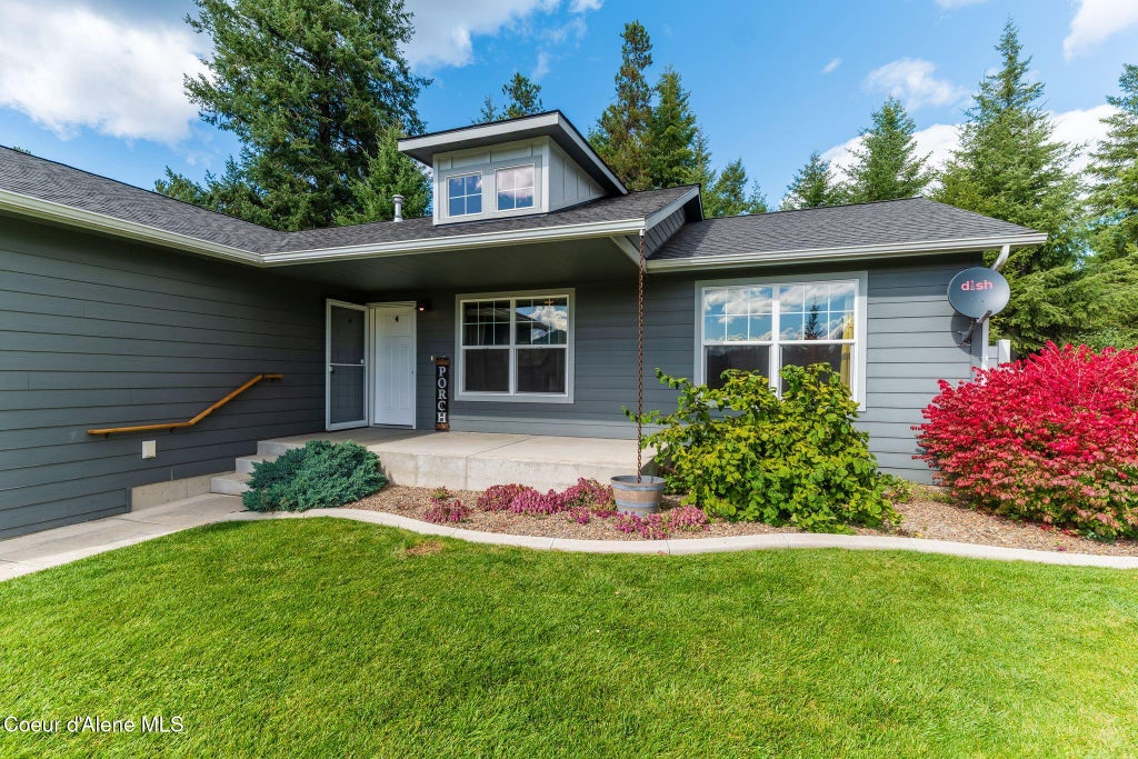 Photo of 5873 Fredrick LOOP, Spirit Lake, ID 83869 (MLS # 26-9753)