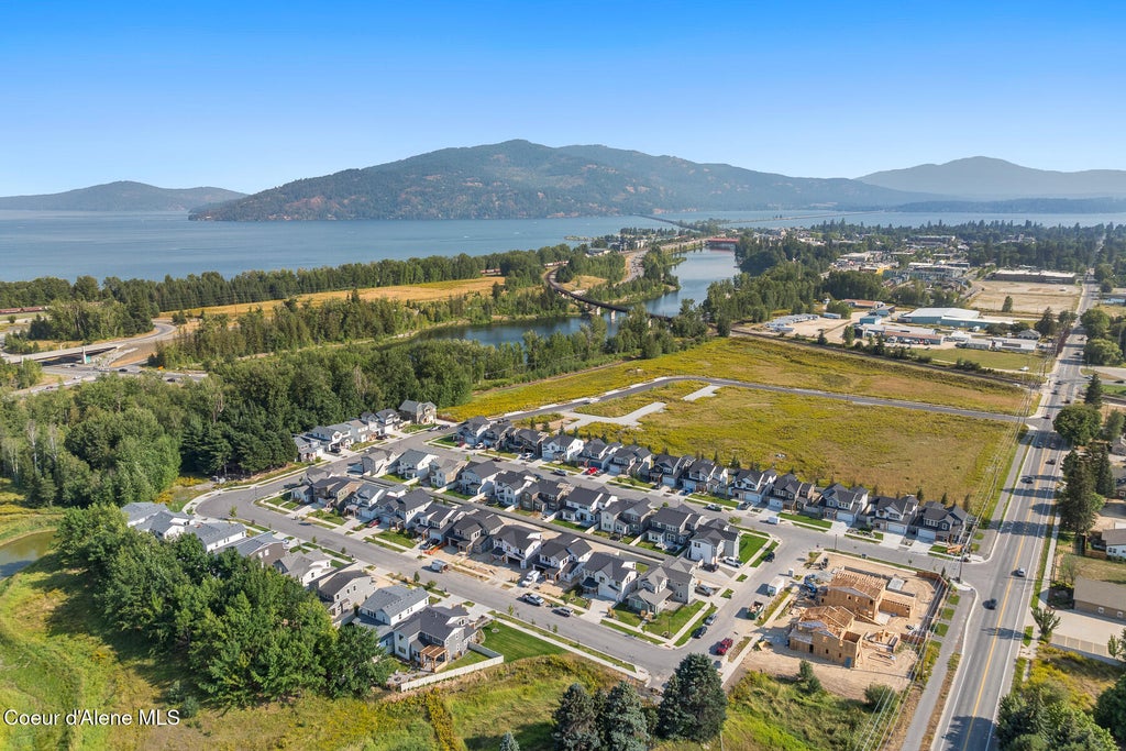 Photo of 668 MOSCOW ST, Sandpoint, ID 83864 (MLS # 26-9924)