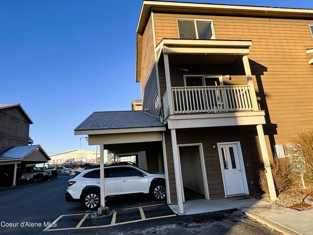 Photo of 1807 Culvers Dr #7, Sandpoint, ID 83864 (MLS # 26-257)
