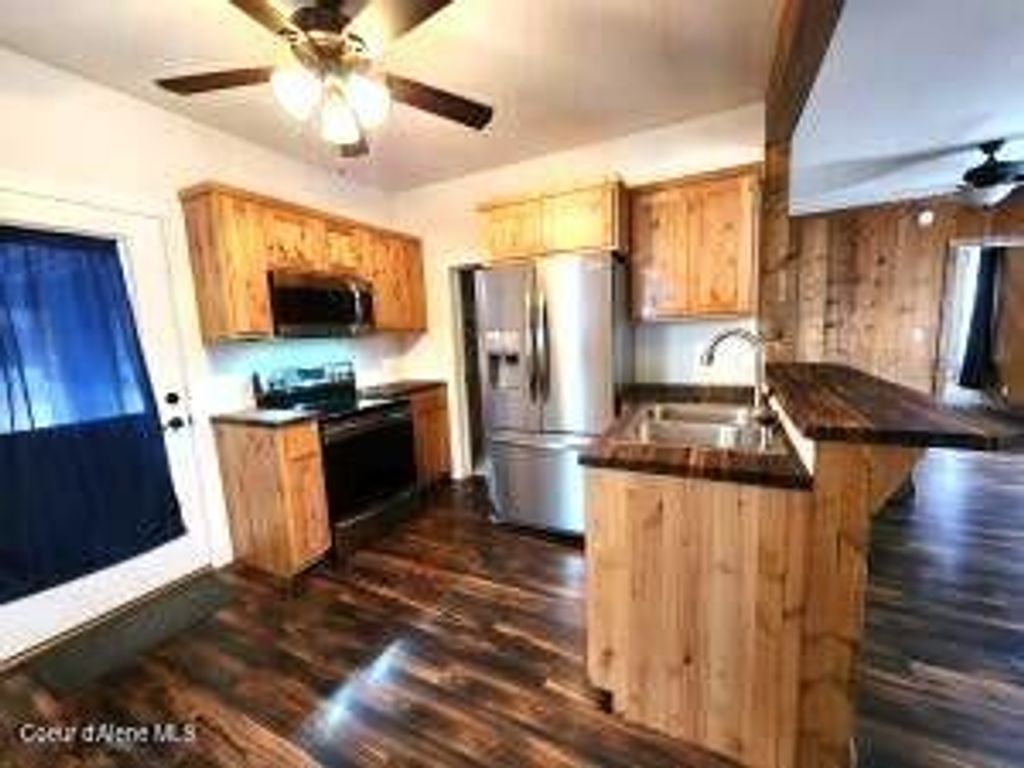 Photo of 1 Kelly Alley Alley, Wallace, ID 83873 (MLS # 25-10066)