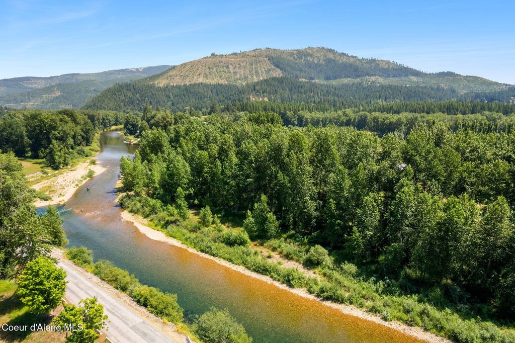 Photo of 255 Palo Rd Rd, Kingston, ID 83839 (MLS # 25-7458)