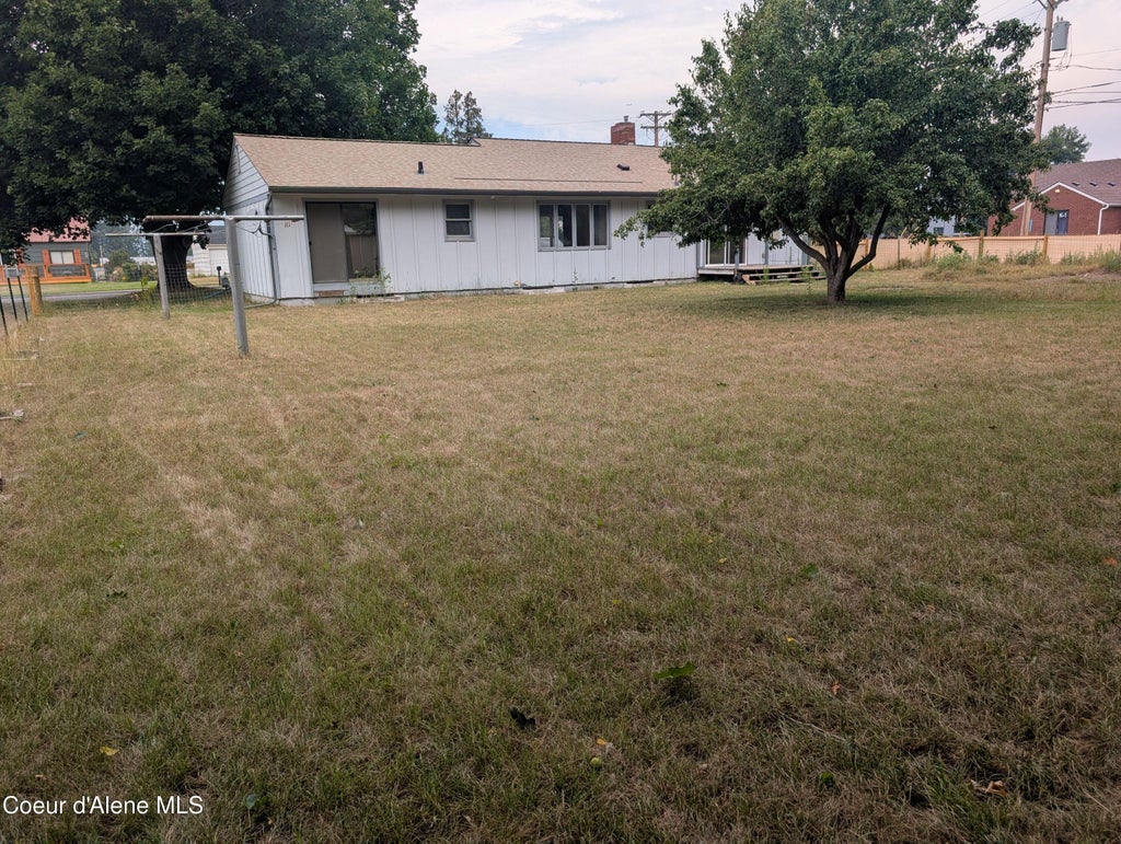Photo of 6725 Augusta St, Bonners Ferry, ID 83805 (MLS # 26-7430)