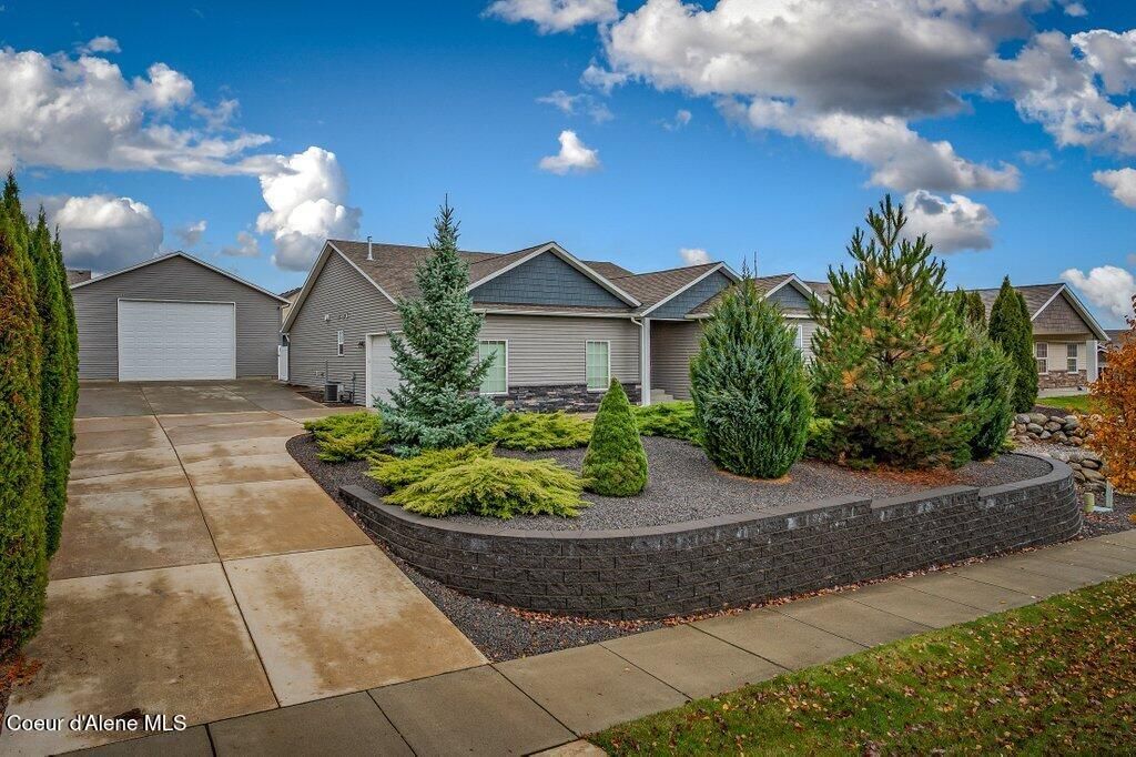 Photo of 934 Walson Ct, Post Falls, ID 83854 (MLS # 25-11070)