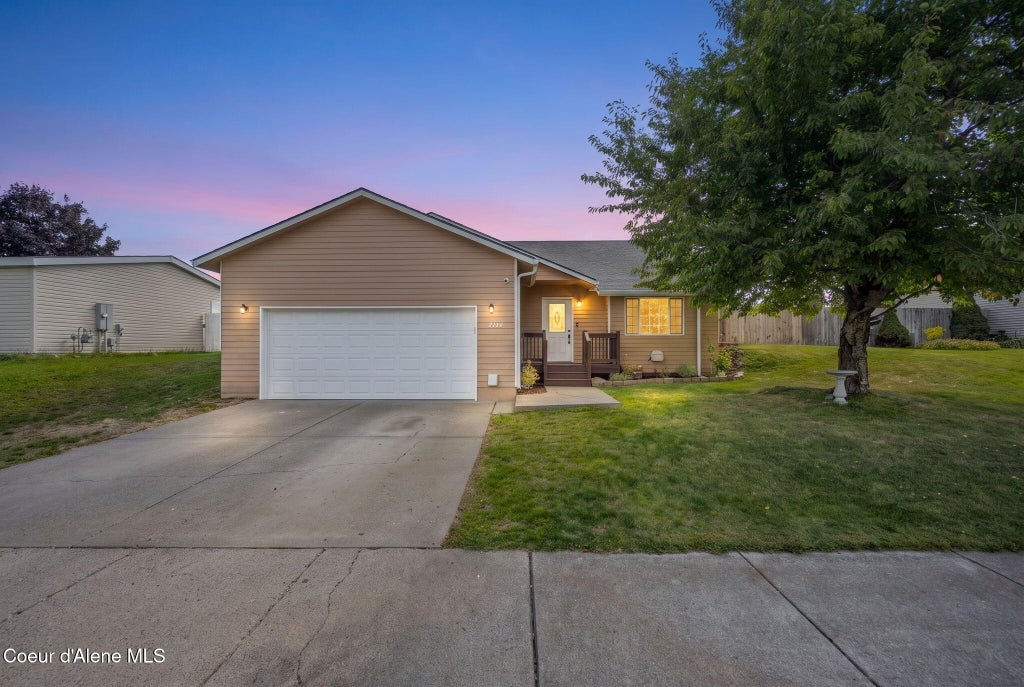 Photo of 7412 Meadow Lark LN, Rathdrum, ID 83858 (MLS # 26-9842)