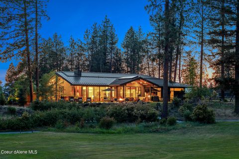Photo of 6282 Old Barn Rd, Harrison, ID 83833 (MLS # 26-4075)