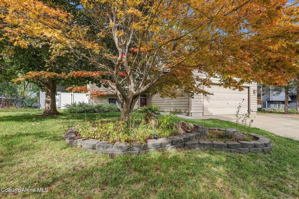 Photo of 1105 Kristen Ave, Coeur dAlene, ID 83815 (MLS # 26-9296)