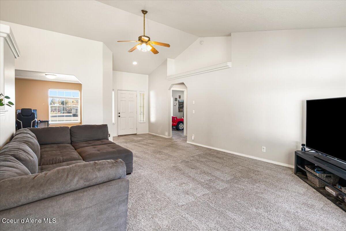 8502 N Brookside Dr, Hayden, Alaska image 6