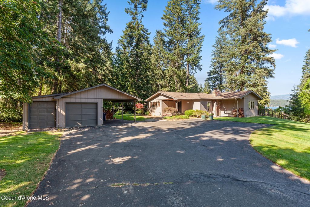 Photo of 9740 EASY St, Hayden Lake, ID 83835 (MLS # 24-7545)
