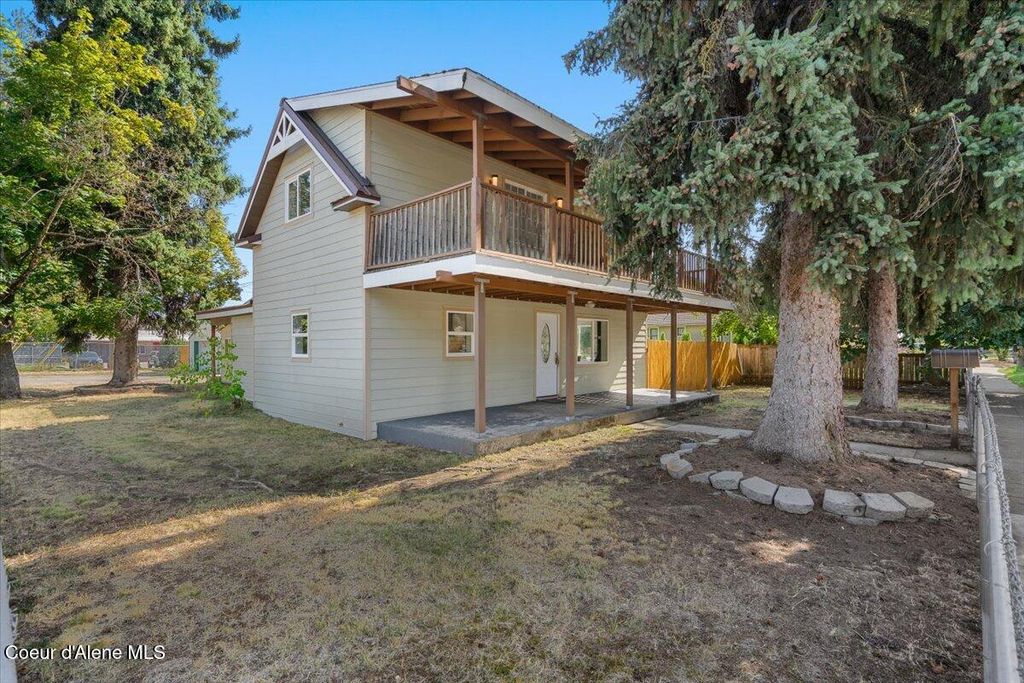 Photo of 1152 7th, Coeur dAlene, ID 83814 (MLS # 26-2059)