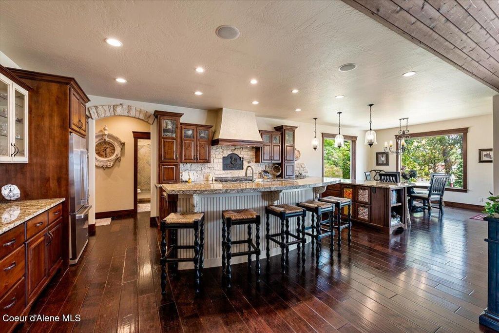 Photo of 11042 CATTLE Dr, Hayden, ID 83835 (MLS # 25-7833)